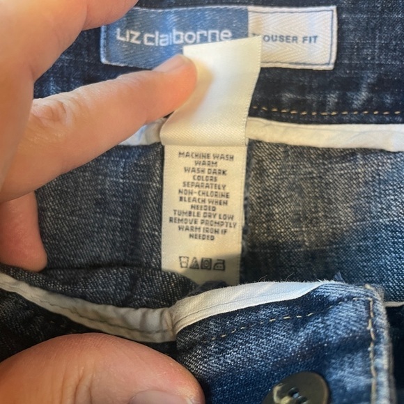 LIZ Claiborne Trouser Fit Jeans Size 10 - Picture 4 of 7